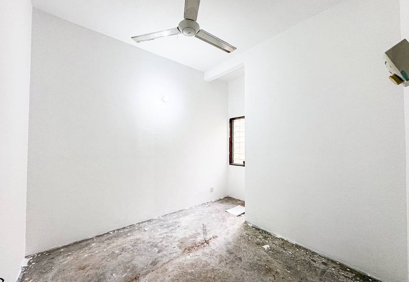 Kota Puteri, Batu Arang