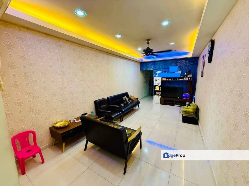 EXTENDED RENOVATED | 1.5 Storey Terrace Seksyen 17 Shah Alam, Selangor, Shah Alam
