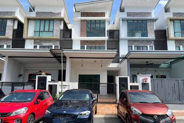 Alam Villas Eco Residences