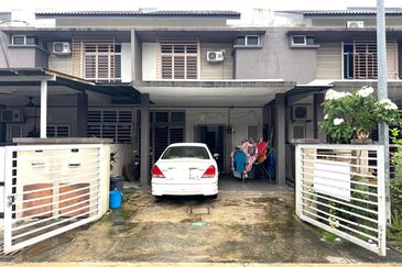 Seksyen 32, Shah Alam