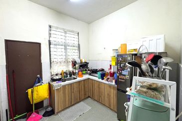 Seksyen 32, Shah Alam