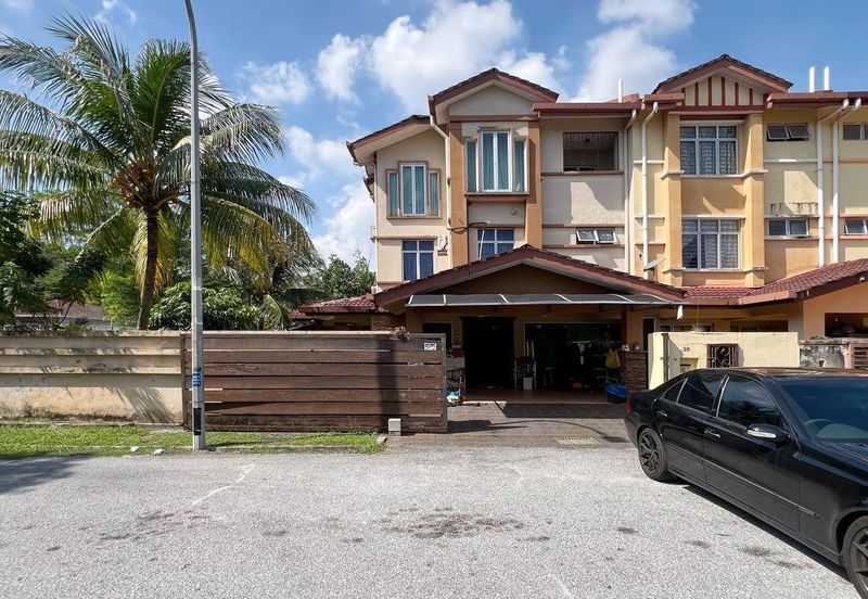 Taman Subang Pelangi