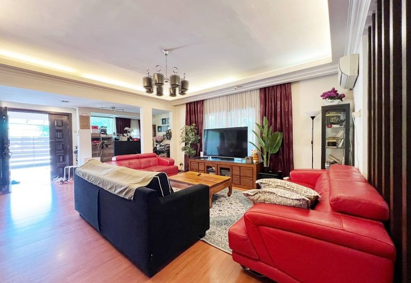 Taman Subang Pelangi