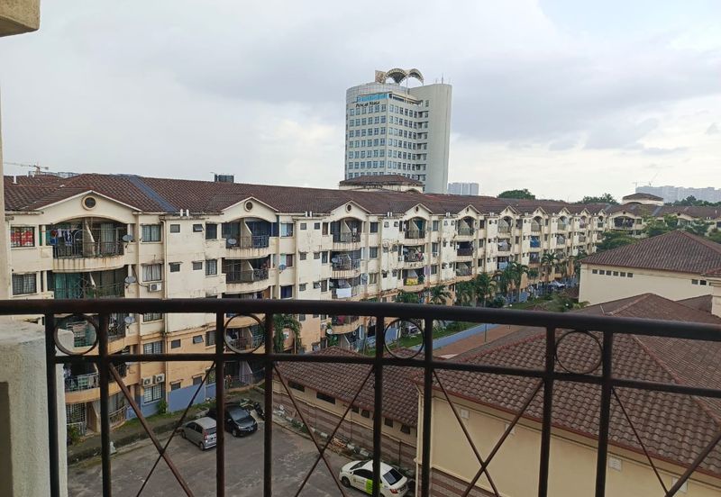 Perdana Apartment