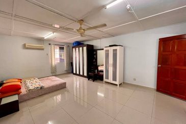 Seksyen 18, Shah Alam