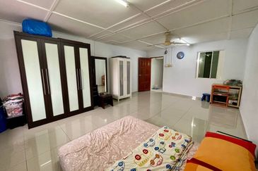 Seksyen 18, Shah Alam