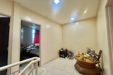 Seksyen 33, Shah Alam