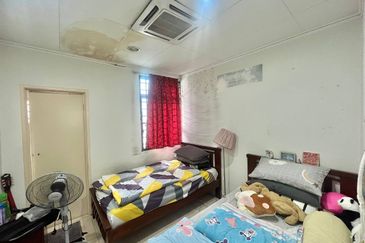 Seksyen 33, Shah Alam