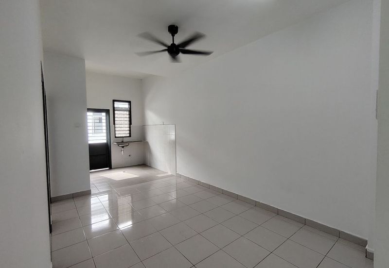 Pulau Indah ( Pulau Lumut )