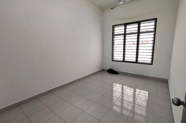 Pulau Indah ( Pulau Lumut )