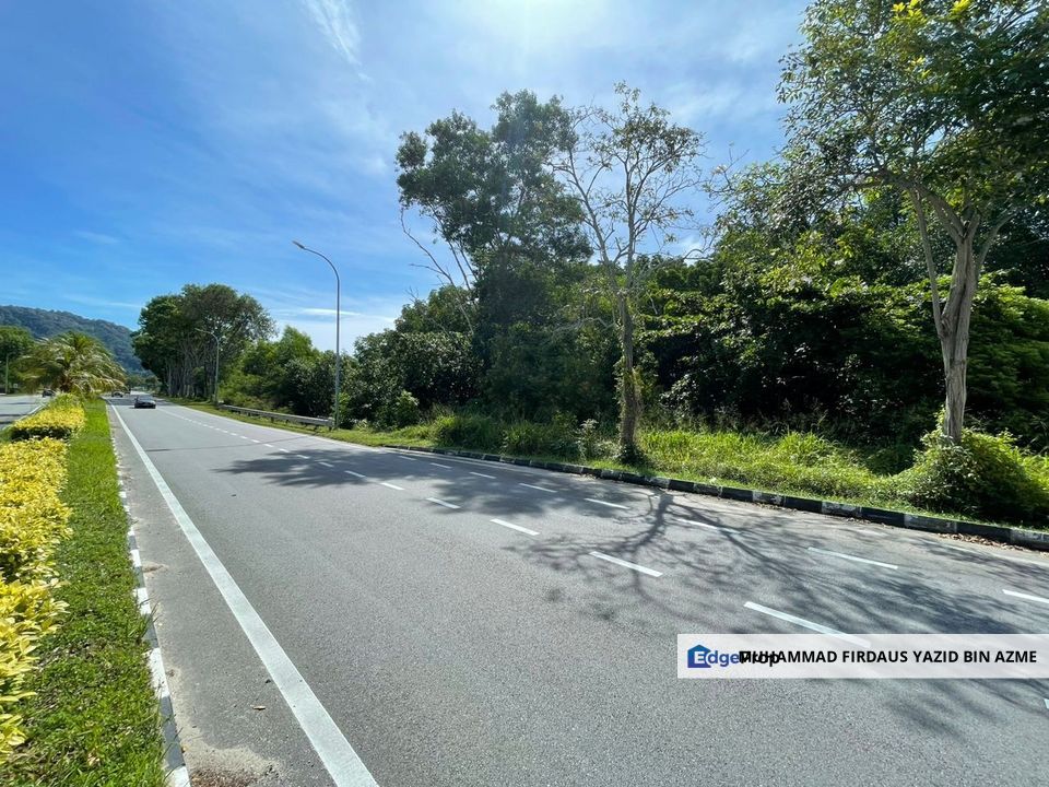 MIX DEVELOPEMENT LAND with Kebenaran Merancang | 17 Ekar Flat Land Manjung , Perak, Manjung