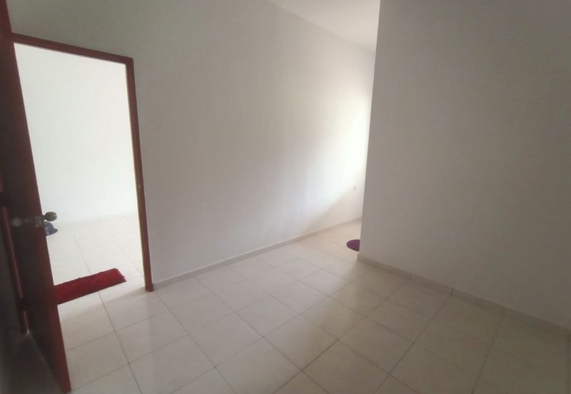 FACING PLAYGROUND | Single Storey Terrace Taman Seri Bahagia Teluk Intan