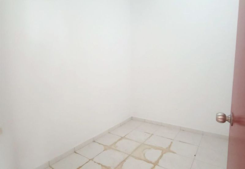 FACING PLAYGROUND | Single Storey Terrace Taman Seri Bahagia Teluk Intan