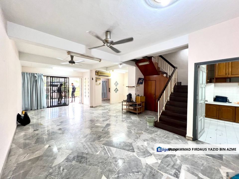 FACING OPEN | RENOVATED | Double Storey Terrace Seksyen 27 Shah Alam, Selangor, Shah Alam