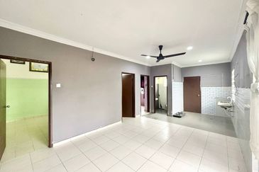 Pulau Indah ( Pulau Lumut )