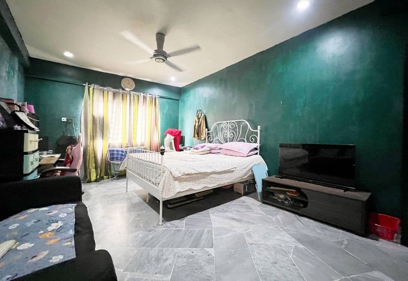 Sri Alam Condominium