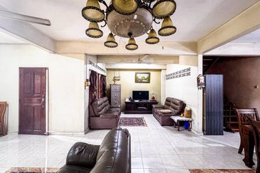 FREEHOLD | Double Storey Superlink Jalan Keriang Klang