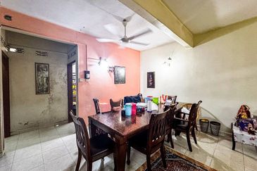 FREEHOLD | Double Storey Superlink Jalan Keriang Klang