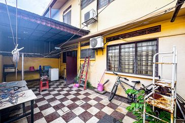 FREEHOLD | Double Storey Superlink Jalan Keriang Klang