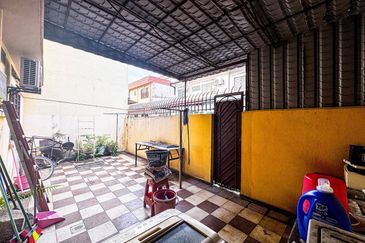 FREEHOLD | Double Storey Superlink Jalan Keriang Klang