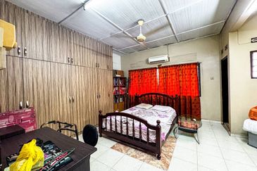 FREEHOLD | Double Storey Superlink Jalan Keriang Klang