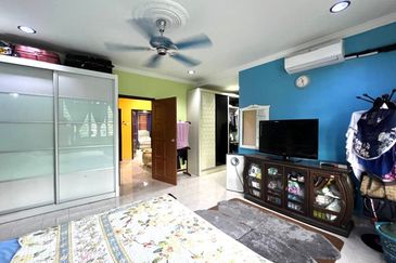 Seksyen 11, Kota Damansara