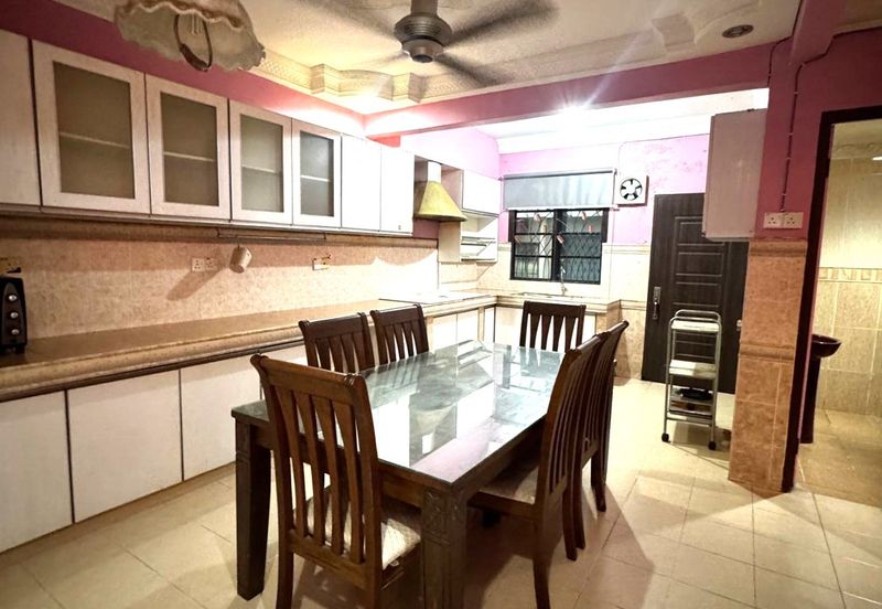 Taman Desa Keramat AU2