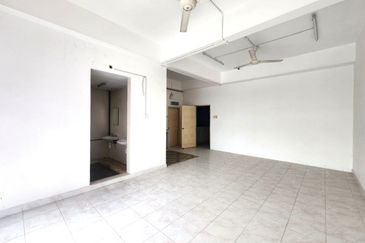 Laman Seri Business Park