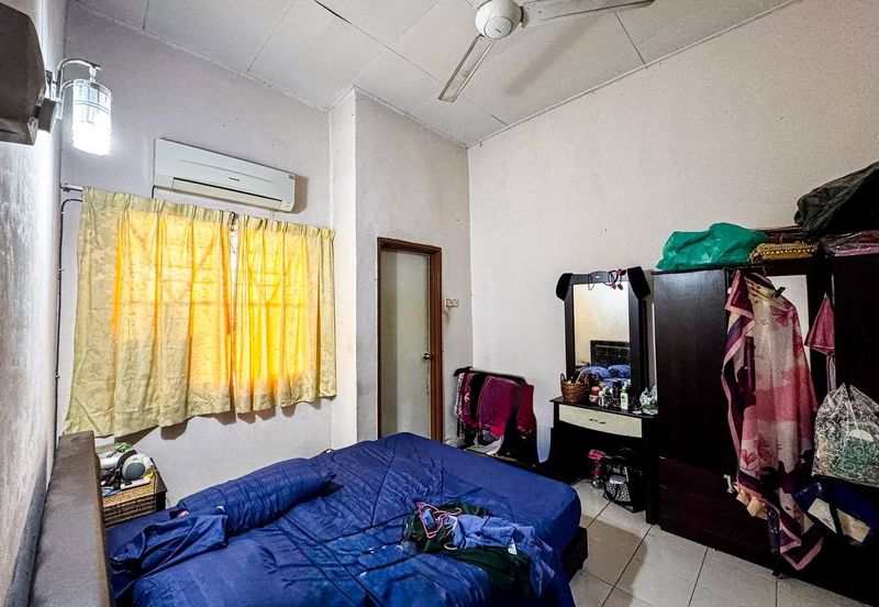 Kota Puteri, Batu Arang