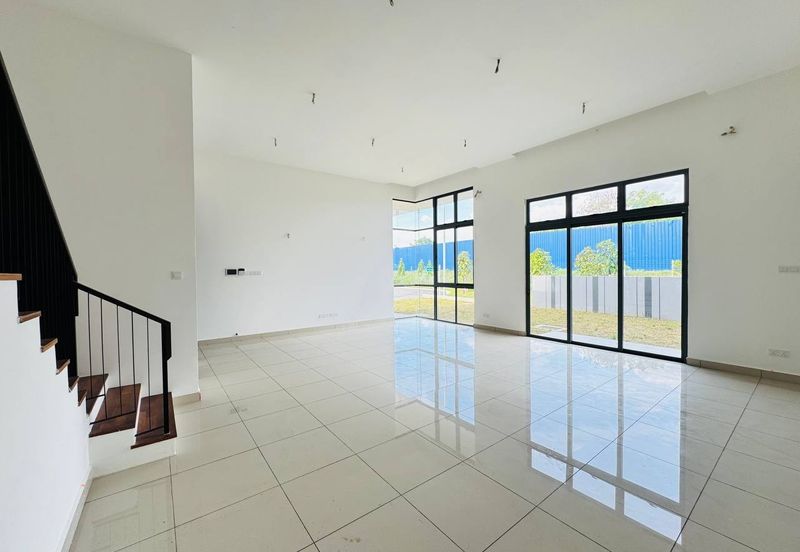 Broadleaf Residences, Hometree