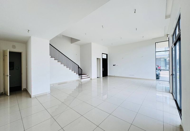 Broadleaf Residences, Hometree