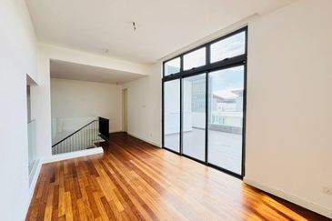 Broadleaf Residences, Hometree