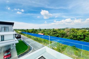 Broadleaf Residences, Hometree