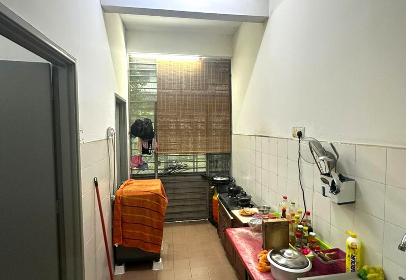 D'Anjung Teluk Pulai