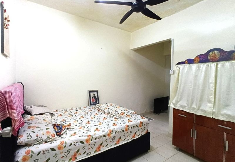 Taman Dato Hormat, Telok Panglima Garang