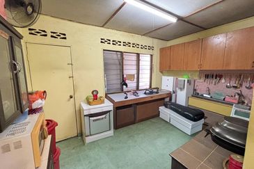 Seksyen 18, Shah Alam