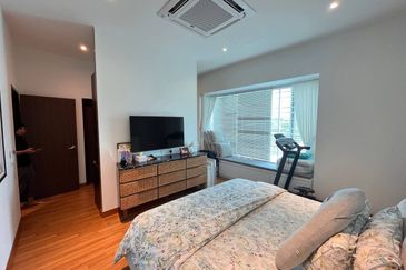 ATHIRA, Bandar Bukit Raja