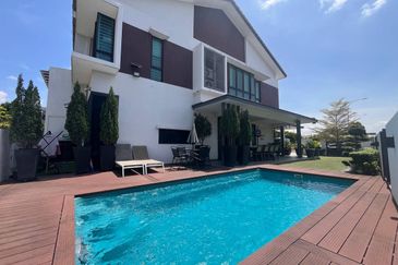 ATHIRA, Bandar Bukit Raja