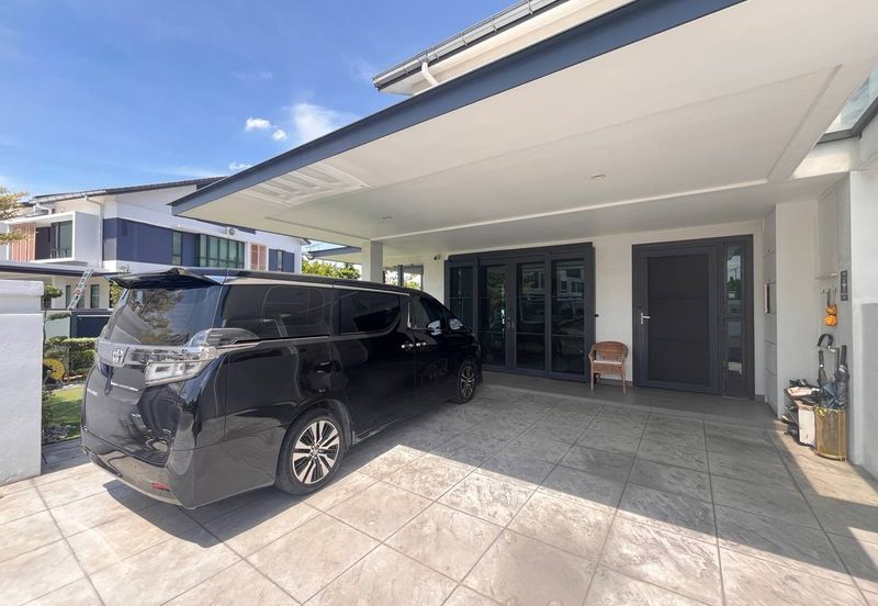 ATHIRA, Bandar Bukit Raja