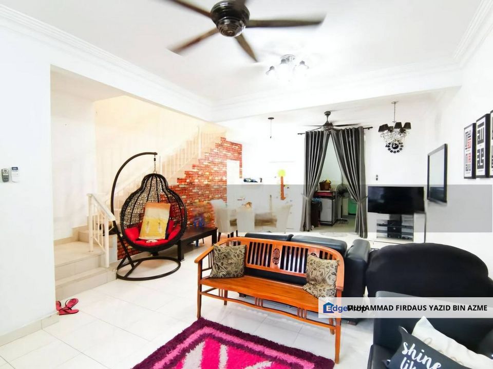 Fully Renovated Double Storey Terrace at Puteri Sofea, Kota Puteri Batu Arang, Selangor, Batu Arang