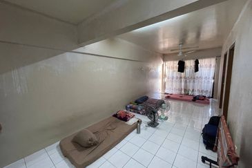 Pangsapuri Perdana, Seksyen 13