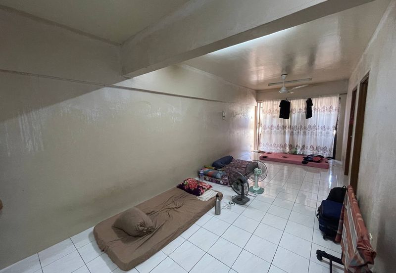 Pangsapuri Perdana, Seksyen 13