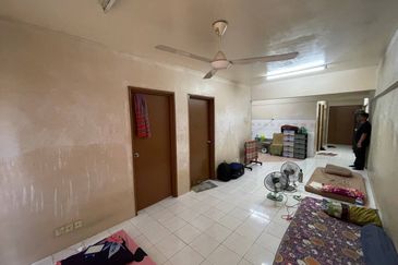 Pangsapuri Perdana, Seksyen 13