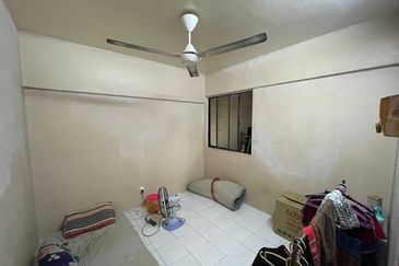 Pangsapuri Perdana, Seksyen 13