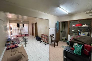 Pangsapuri Perdana, Seksyen 13