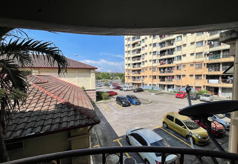 Pangsapuri Perdana, Seksyen 13