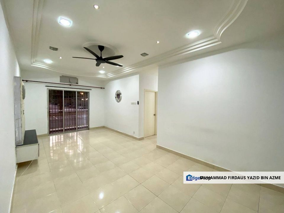 SEKSYEN 7 SHAH ALAM | Ground Floor Kristal Heights Condo 2 Car Park, Selangor, Shah Alam