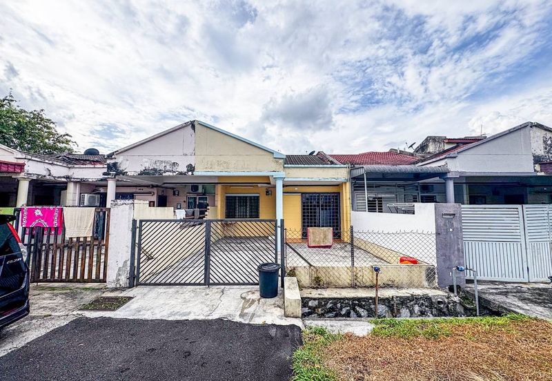 Taman Kinrara Seksyen 1