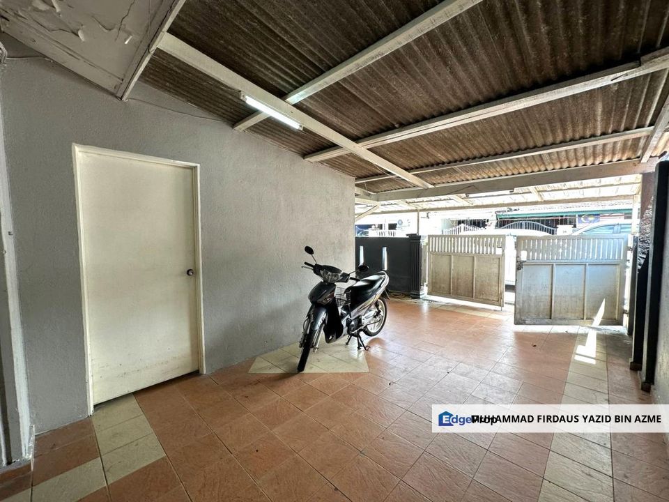 RENOVATED 4R 2B | Single Storey Terrace Jalan Kesum Seksyen 24 Shah Alam, Selangor, Shah Alam