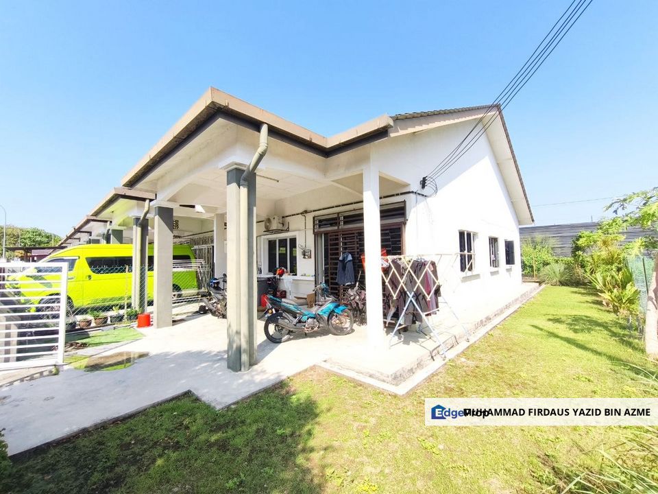 END LOT | Single Storey Terrace Anjung Rabingan Tanjung Agas Seksyen 30 Shah Alam, Selangor, Shah Alam